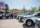 El Gobierno Provincial entregó nuevas camionetas a la empresa estatal EDELaR.
