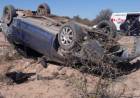 Vuelca automóvil en camino a la localidad de Chelcos con dos heridos de consideración.