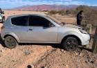 Villa Unión: un auto colisionó contra un poste de tendido eléctrico