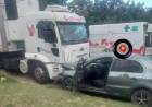 Chamical: choque entre un auto y un camión estacionado en el barrio Argentino