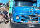 Chepes: un camión chocó contra una motocicleta y provocó importantes daños materiales