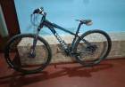 La Policía resguardó una bicicleta hallada abandonada en avenida Belgrano Sur