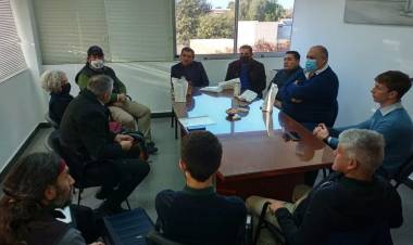 Chepes: Autoridades municipales se reunen por temporada de Cosechas de Hoja de Jarilla.