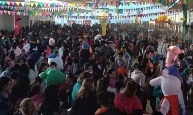 Chepes: Miles de sonrisas en el club River Plate en el festejo “Celebremos con los peques”.