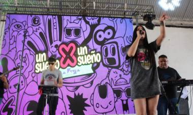 Olta disfrutó la estudiantina "Un sueño x un sueño".