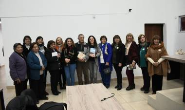 Presentación de las Antologías "Chepes vive en Malvinas" y "Raíces Literarias Chepenses".
