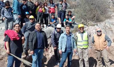 Chepes: Por gestión del dip. Godoy alumnos de la EPET en la obra hídrica El Totoral de la Sierra.