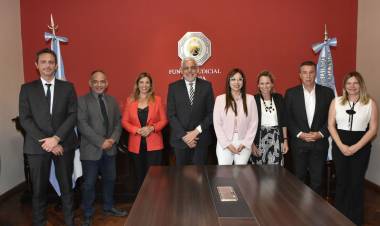 Realizan una capacitación sobre abogacía ontológica y la adquisición de herramientas para potenciar la carrera judicial.