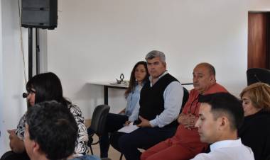 Chepes: Importante reunión de concejales con distintos actores vinculados con la gestión de salud. 