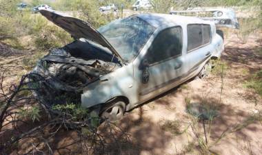 Conductor salió ileso tras un vuelco en Ruta 38.