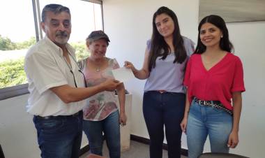 Festival del Hachero Riojano: Gobierno Municipal hizo entrega de subsidio economico para su XXII Edición.