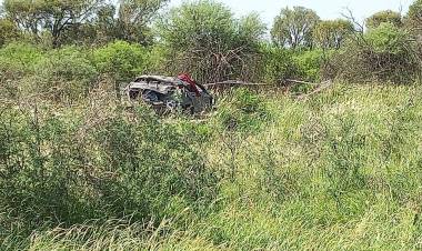 Un hombre falleció tras un vuelco en Los Llanos.