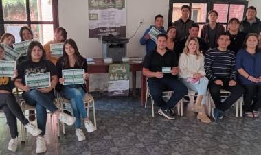 Chepes: Concejales del sector de Godoy y Amaya entregaran fotocopias gratis para estudiantes.