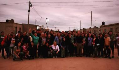 Integración y Esperanza Ciudadana: visita a los vecinos del barrio lotes con servicio.