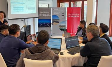 La provincia desarrolló una importante jornada de capacitación en energías distribuida.