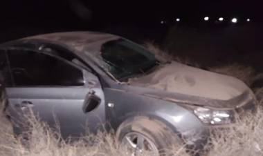 Conductor de un automóvil volcó en Aimogasta.