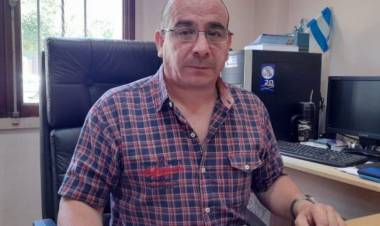 Docentes: SELaR pide adelantar el aumento a junio y subir piso salarial.