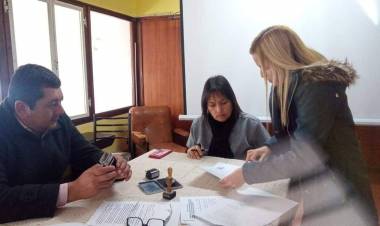 Prevención de embarazo: Firman acta acuerdo para Asesorías de Salud Integral en Escuelas Secundarias.