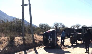 Chepes: Vuelco de vehículo entre Chepes Viejo y Villa Casana.