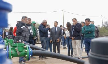 Ricardo Quintela inauguró importante obra hídrica que garantizará el servicio de agua potable a todos los barrios de Chepes