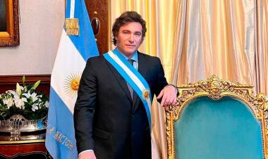 Milei recibe este martes a los gobernadores y negocia apoyo legislativo