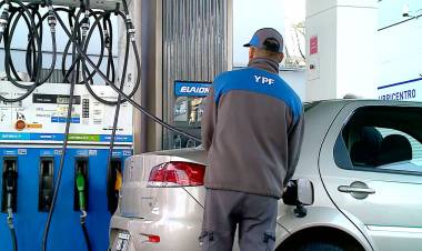 Este viernes 1 de marzo vuelven a subir los combustibles