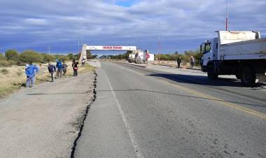 Chepes: tareas de limpieza y desmalezamiento en accesos a la ciudad