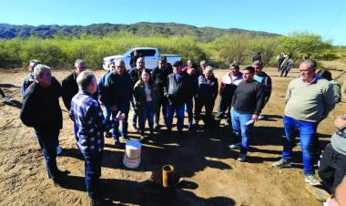 En Ñoqueve solicitaron ayuda para finalizar trabajos hídricos