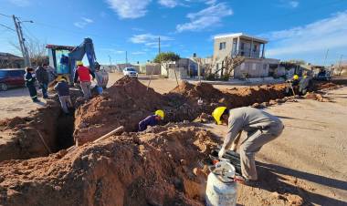 Chepes: Cerca de culminar la etapa de colocación de Cañerías del Anillado Sur