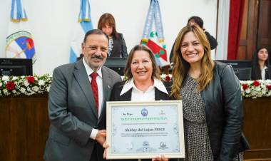 La nueva y moderna Constitución de La Rioja asegura a los riojanos el acceso a las tecnologías de la información