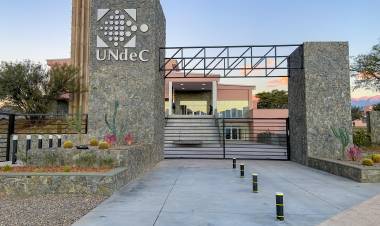 El gobernador Ricardo Quintela encabezó la inauguración del Campus Universitario en Los Sarmientos