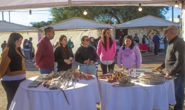 Chepes: Éxito y concurrencia en la feria fuerza emprendedora