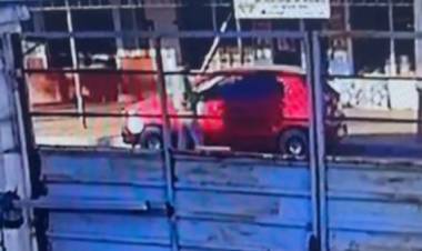 Chamical: Hombre dejó olvidado una mochila con tres millones de pesos. Apareció gracias a las cámaras de seguridad