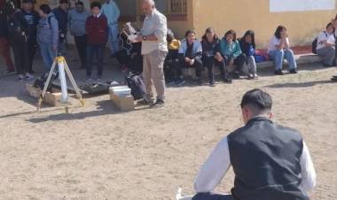 Chamical: Los Alumnos de la Escuela de Comercio participaron de taller