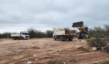 Microbasurales: Continúa la limpieza y erradicación en accesos a nuestra ciudad