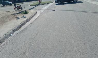 Ulapes: Un conductor de un automóvil en estado de ebriedad impactó contra una motocicleta