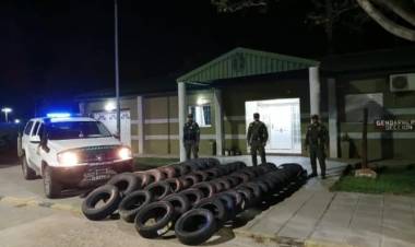 Chepes: Gendarmería Nacional secuestro gran cantidad de cubiertas