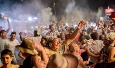 Se agotaron las plateas para las tres noches de la Chaya