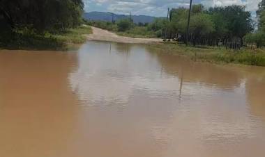 Chepes: por las fuertes lluvias asistieron a 50 familias