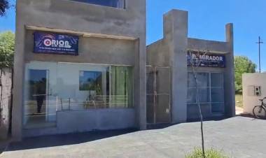 Staff / Orion FM está compuesta por: