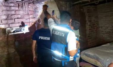 Ulapes: familia es evacuada por intensas lluvias