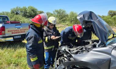 Chepes: Accidente entre camión y una camioneta en cercanías a las antenas