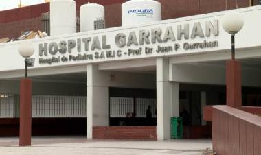 El Gobierno aumentó los salarios a residentes del Garrahan