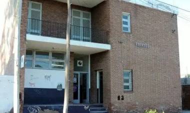 Piden insumos para reparar el edificio del Correo Argentino de Chepes