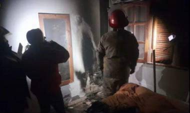 Se incendió una vivienda en Chepes “Fue un cortocircuito en la estufa”, explicó el dueño