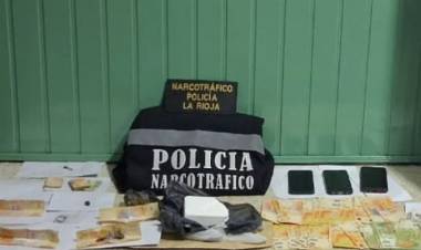 Incautan cocaína y marihuana en un operativo sobre Ruta 9 en Arauco