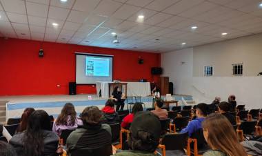 Charla-Taller sobre recuperación capilar en pacientes en tratamiento oncológico