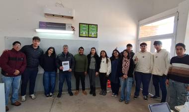 Proyecto de una Cruz "Fe y Esperanza" en Villa Chepes 