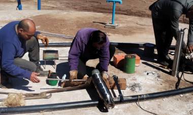 Planta Potabilizadora Chepes: Recambio de electrobomba en el suministro de agua de la red domiciliaria