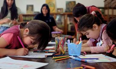 Visita educativa a la biblioteca municipal “Dardo de la Vega Díaz”